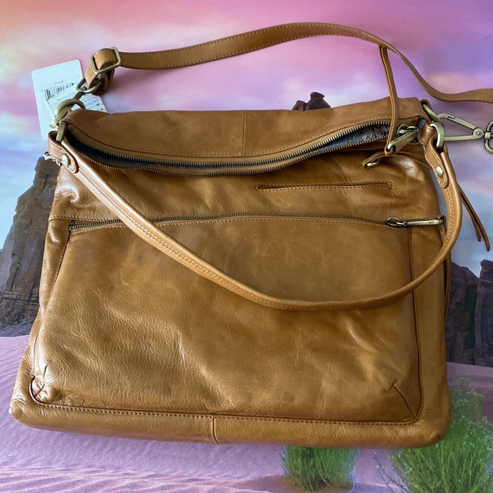 ๐ค๐NWT HOBO Leather Shoulder/Crossbody bag. - Picture 13 of 15
